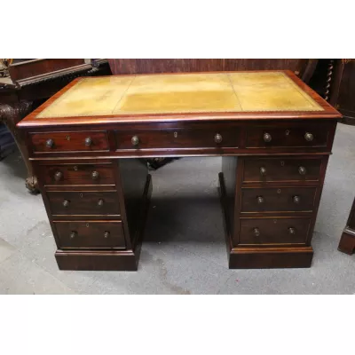 Antiker britischer Mahagoni Schreibtisch ca 1860