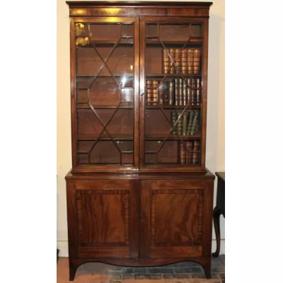 Antiker britischer Mahagoni Bücherschrank ca 19. Jh
