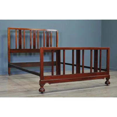 Antikes britisches Arts & Crafts Bettgestell Nussbaum Bett ca 1860