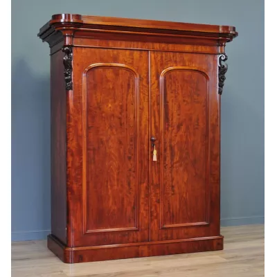 Englischer viktorianischer Kleiderschrank Mahagoni antik ca 1860
