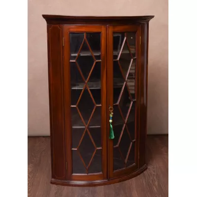Antike britische Mahagoni Eckvitrine Hängeschrank 19. Jh