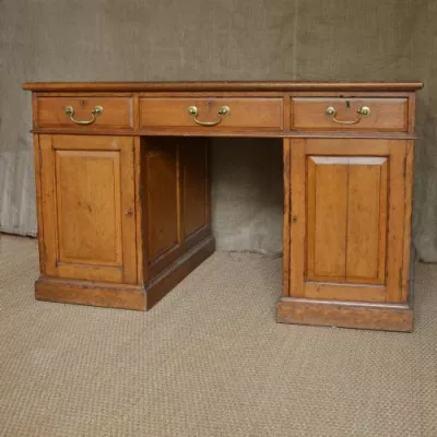 Englischer Antiker Eiche Partnerschreibtisch ca. 19. Jh.