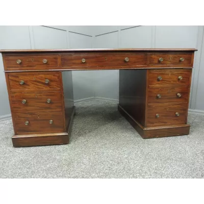 Antiker Englischer Mahagoni Partner Schreibtisch ca. 1870