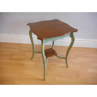 Antiker edwardianischer Beistelltisch Nussbaum britisch ca 1900