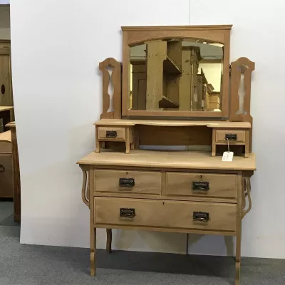Edwardianisches antikes Nussbaum Sideboard Mirrorback britisch ca 1890
