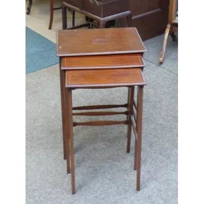 Edwardianisches antikes Mahagoni Nest of Tables Beistelltische englisch ca 1890
