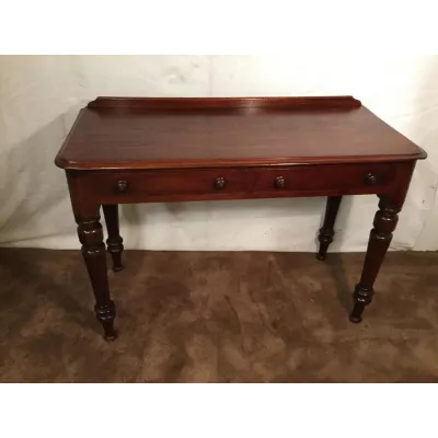 Viktorianischer Englischer Mahagoni Schreibtisch antik ca. 1860