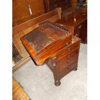 Englischer antiker Davenport Schreibtisch Mahagoni 19. Jh