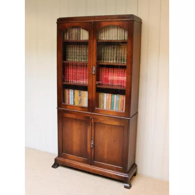 Antiker britischer Bücherschrank Eiche Massivholz ca 1920