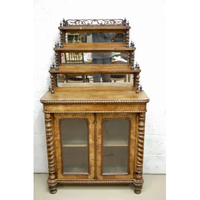 Antikes britisches Nussbaum Sideboard ca 19. Jh