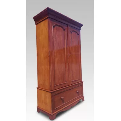 Antiker englischer Mahagoni Kleiderschrank 1880