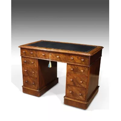 Antiker Nussbaum Säulenschreibtisch ca 1840