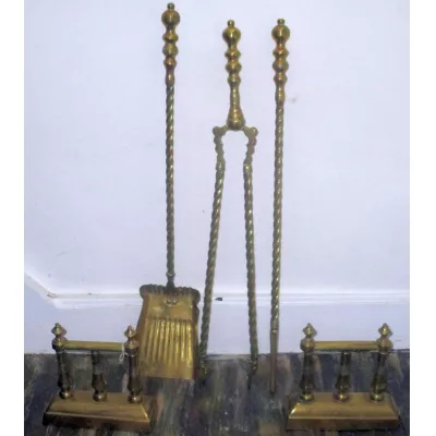 Kaminzubehör Schaufel Zange Stab mit fire dogs, Kaminböcken/Feuerböcken antik viktorianisch