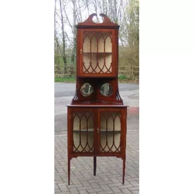 Antiker englischer edwardianischer Vitrinenschrank für die Ecke aus Mahagoni ca 1890