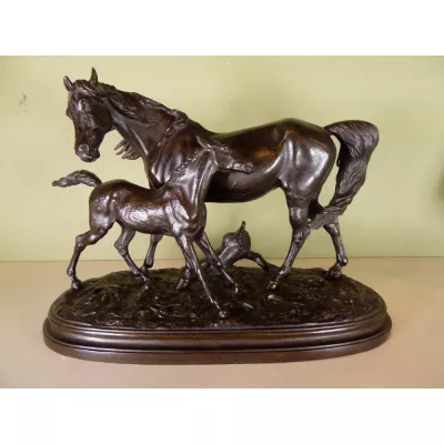 Bronze Figur einer Stute und Fohlen Antik ca. 1850