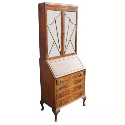 Antikes Bücherschrank,  aus Walnussholz , aus dem frühen 20. Jahrhundert