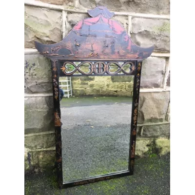 lackierter Chinoiserie Pagode Top Pier Spiegel