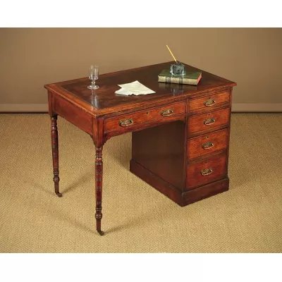 antiker Eichenschreibtisch um 1900