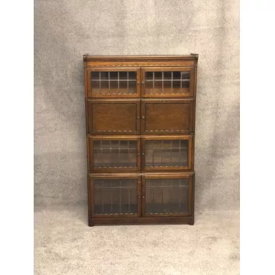 Globe Wernicke verglaster Bücherschrank Eiche Massivholzschrank 19. Jahrhundert
