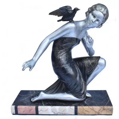 Sehr große Art Deco Figur  signierte von Uriano, ca. 1930