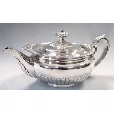 große silberne Teekanne George IV von William Eley ii, London 1823