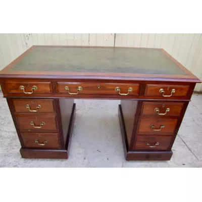 Antiker Pedestal Desk / Schreibtisch aus Mahagoni, ca 19. Jh
