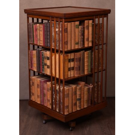 Großer Bücherschrank aus Nussbaumholz edwardianischer Stil 
