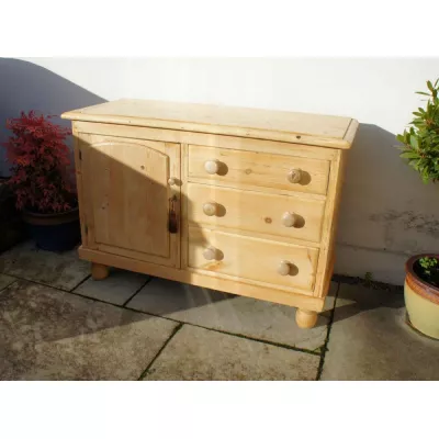 Antike viktorianische Kommode / Dresser Base aus Weichholz, rustikal, ca 19. Jh