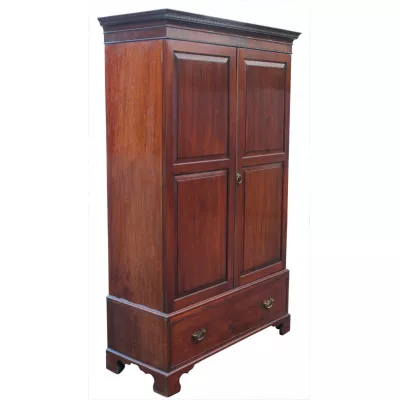 Garderobe/ Kleiderschrank mit schönen Schnitzereien, antik ca. 1900