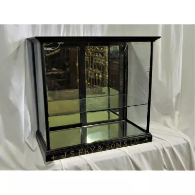 Kleine Ladenthekenvitrine antike Vitrine  j.s.fry & sons ltd. ca. 1880