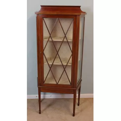 Vitrine Mahagoni Glasvitrine antik mit astragal verglasten Türen ca. 1890