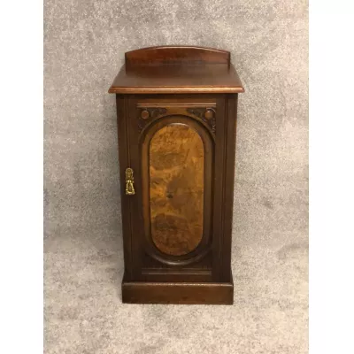 Mahagoni und Nussbaum Nachttisch Massivholzschrank antik ca. 1880