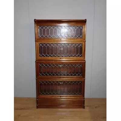 Vierstufiges Globe Wernicke Mahagoni Bücherregal Massivholzregal antik ca. 1920