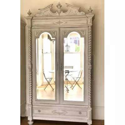 antiker französischer lackierter und verspiegelter Doppelschrank, 1900