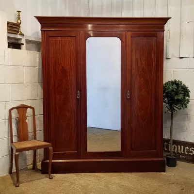 antiker kleiner edwardian Mahagonikleiderschrank, ca.1900