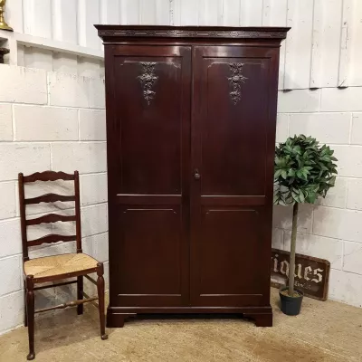 antiker edwardianischer Chippendale kubanische Mahagoni Doppelkleiderschrank, ca. 1900