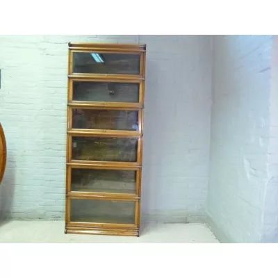 Globe Wernicke Eichen Bücherschrank mit verglasten Türen Massivholz antik ca 1900