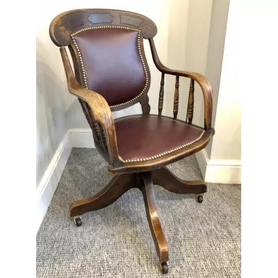 Antiker drehbarer Eichenschreibtischstuhl, Swivel Chair von 1920