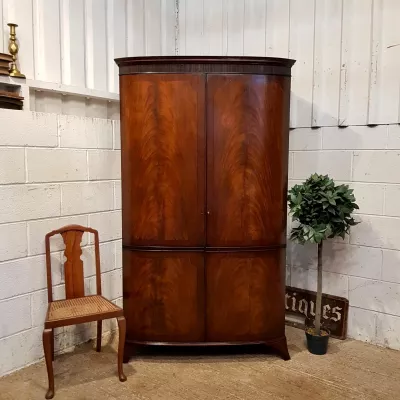 Antike viktorianische Bogenfront Mahagoni- Doppelgarderobe ,ca. 1900