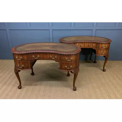 Paar edwardianische Mahagoni Schreibtische Massivholz antik ca 1900