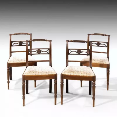 Regency Set vier Massivholz Stühle antik ca 1820