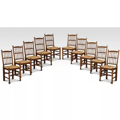Set mit zehn Stühlen mit Spindelrücken aus Lancashire, ca. 1910