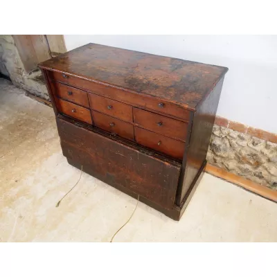 Seltene Kommode von einem georgischen Ingenieure oder Tischler circa 1790