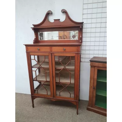 Antike, edwardianische Vitrine aus Mahagoni Massivholz 