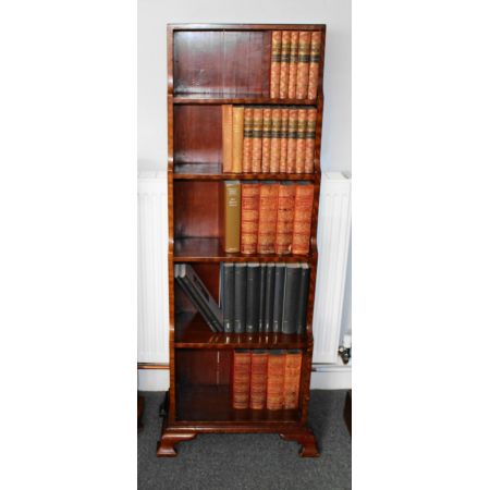 Antikes schmales offenes Bücherregal aus massivem Mahagoni