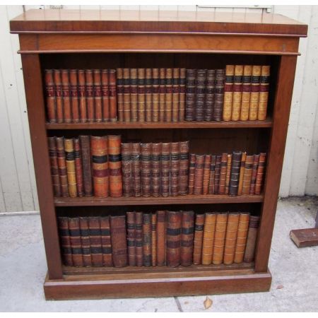 Antikes offenes Mahagoni Bücherregal aus dem 19. Jahrhundert