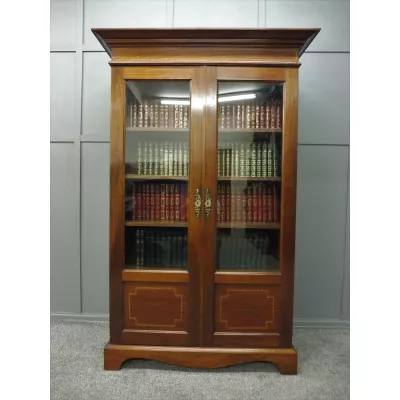Antiker edwardianischer Bücherschrank aus massivem Mahagoni