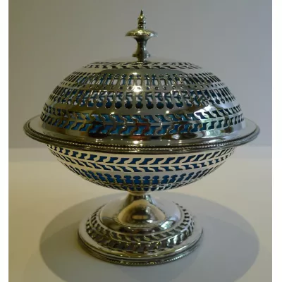 Antike versilberte englische Schale mit originalem blauen Glasliner um 1880