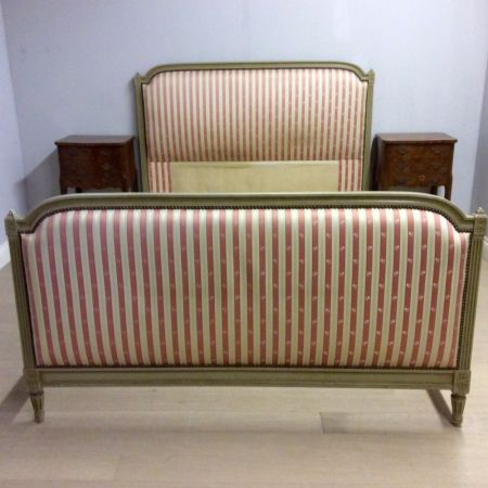 King-Size-Bett im Louis XVI-Stil von ca 1920