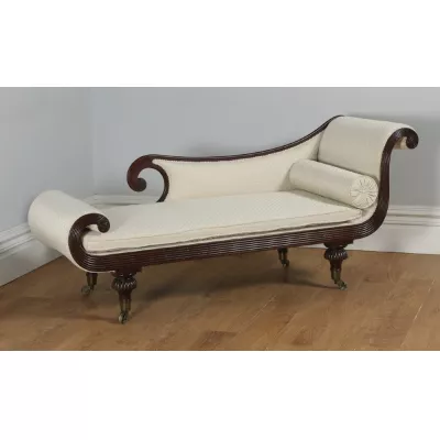 Antike gepolsterte Chaise Longue aus Mahagoni um 1820